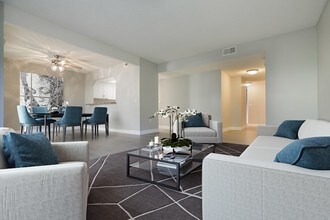 Building Photo - Sycamore Canyons