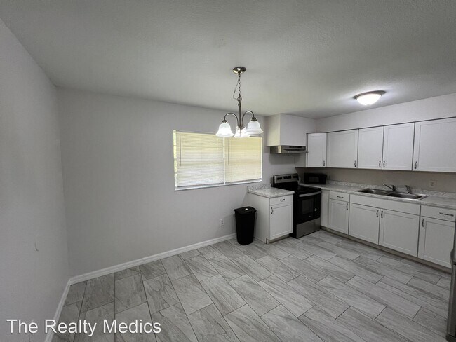 Building Photo - 3 br, 2 bath House - 211 NW 53rd Ct