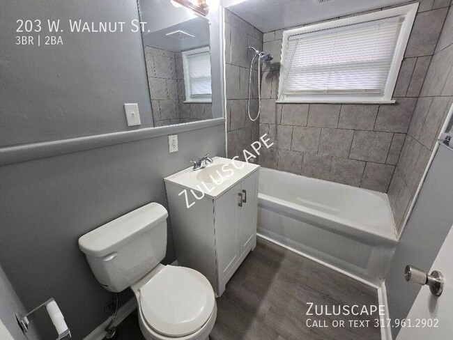 Foto del edificio - Recently rehabbed 3 bed/1.5 bath ranch in ...