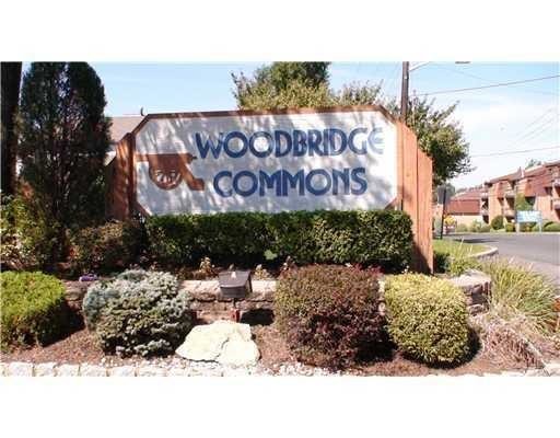 Building Photo - 210 Woodbridge Commons Way