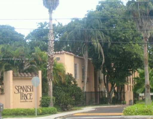 Foto del edificio - 10794 N Kendall Dr