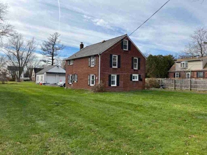 518 Farview Ave, Hatfield, PA 19440 Room for Rent in Hatfield, PA