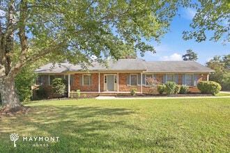 Building Photo - 1202 Green Fern Dr