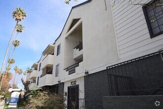 Building Photo - 7032 Remmet Ave