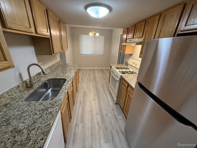 Foto del edificio - 27153 Farmbrook Villa Dr