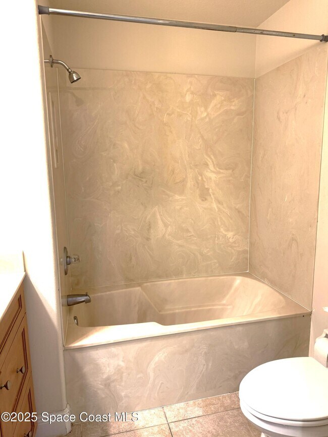 Foto del edificio - 4158 Rolling Hill Dr