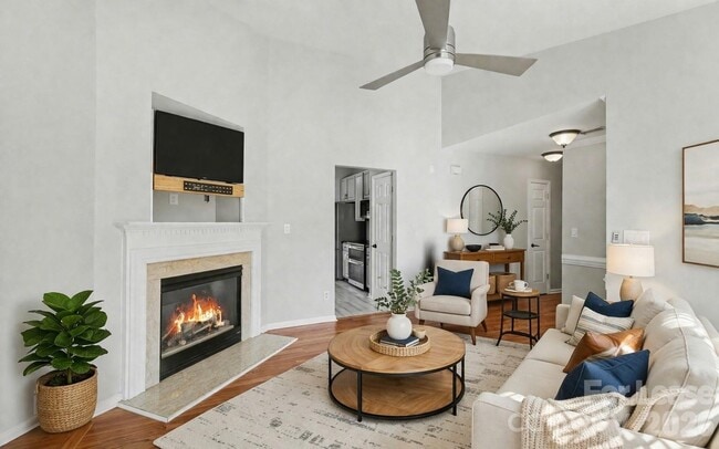 Foto del edificio - 4962 Bentgrass Run Dr