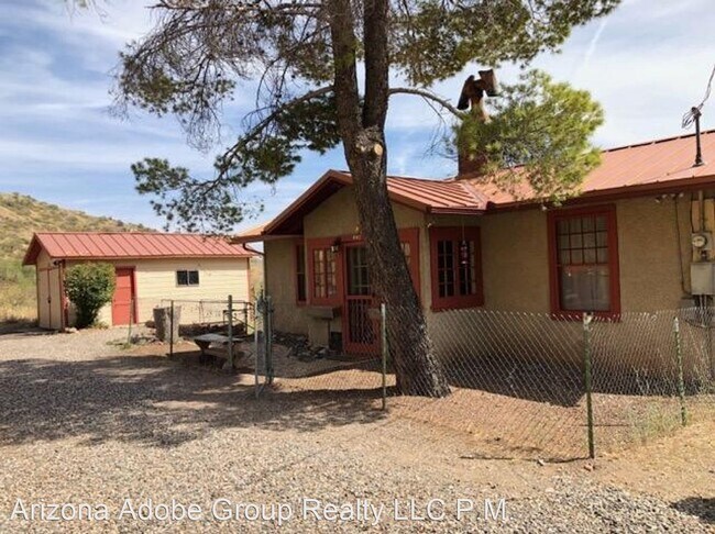 Building Photo - 987 Gulch Rd