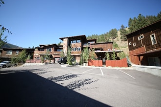 Building Photo - 751 Sun Pillar Loop