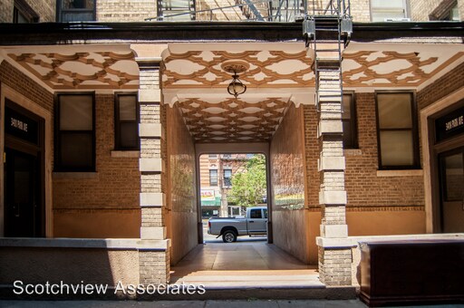 Building Photo - 3408-3408 Park Ave