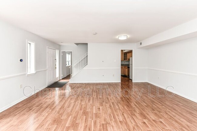 Building Photo - 4534 Conwell Dr
