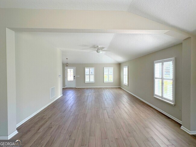 Foto del edificio - 312 Chinquapin Dr