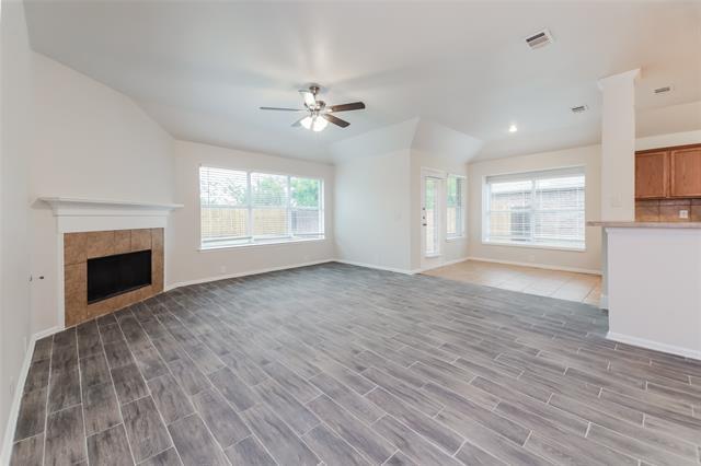 Building Photo - 1117 Mule Deer Dr