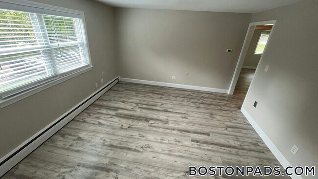 Building Photo - 95-101 Upton St.