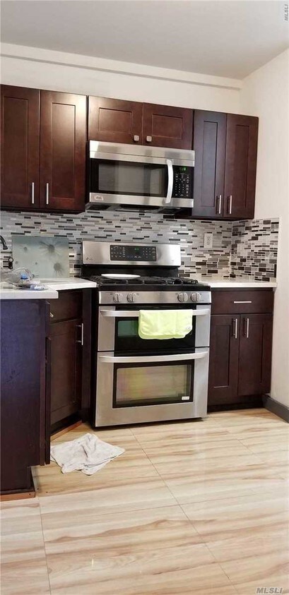 Foto principal - 111-24 157th St