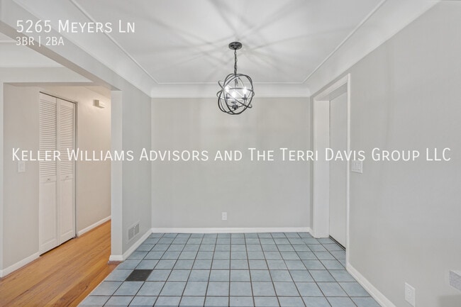 Building Photo - 5265 Meyers Ave