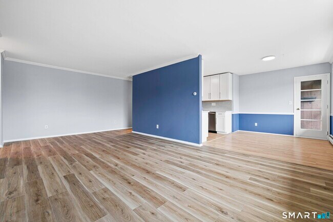 Foto del edificio - 154 Cold Spring Rd
