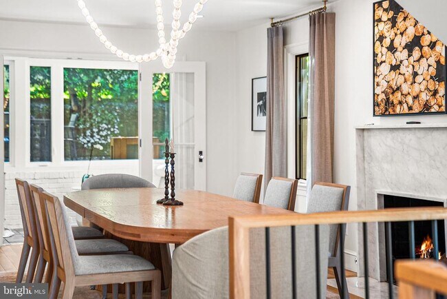 Foto del edificio - 1711 N Inglewood St