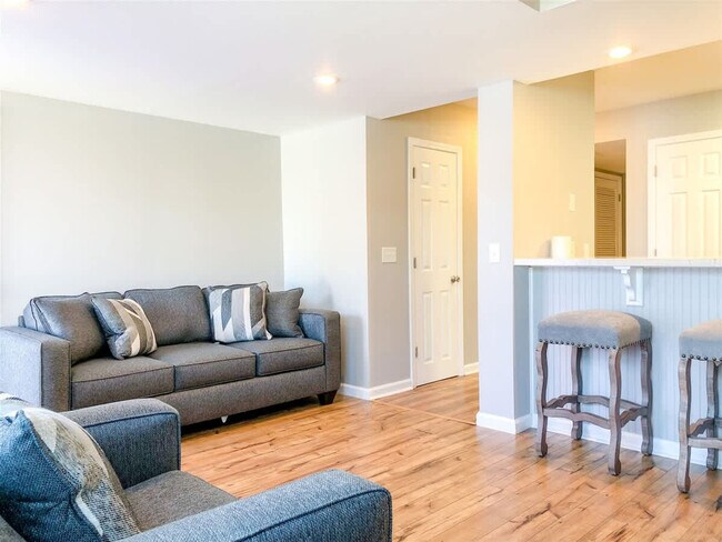 Foto del edificio - 5218 Beach Dr