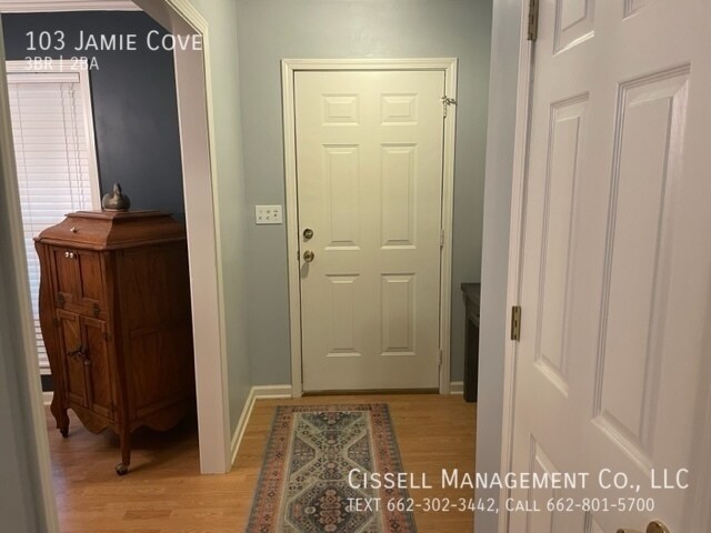 Foto del edificio - 103 Jamie Cove