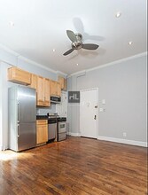 Building Photo - Mott Street