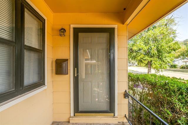 Foto del edificio - 4713 Kilpatrick Ave