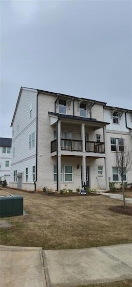 Building Photo - 400 Elise Wy