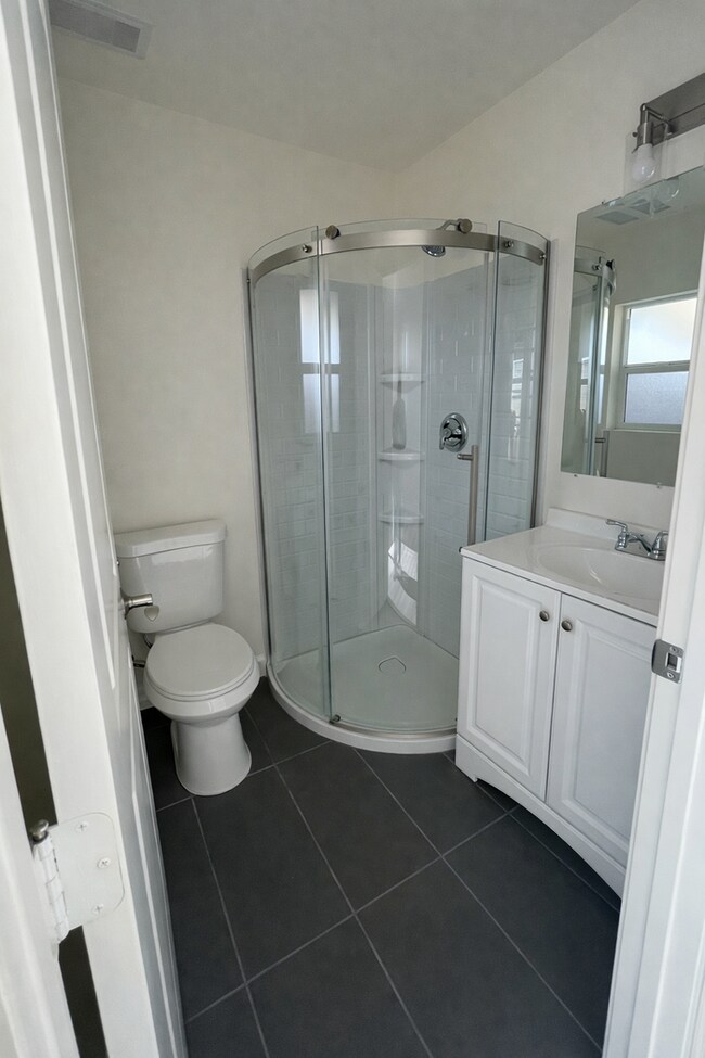 Foto del edificio - 13217 Monte Vista Ave