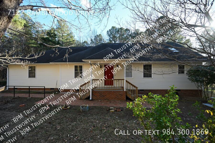Photo - 7122 Ramblewood Drive-