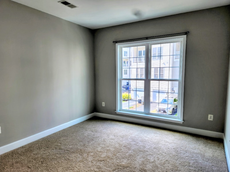 2267 Oberlin Dr, Woodbridge, VA 22191