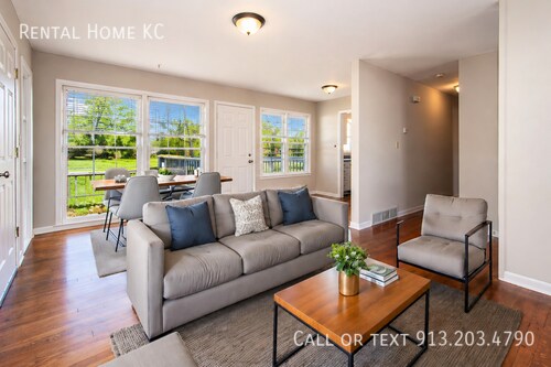 Foto del edificio - 9427 Gillette St
