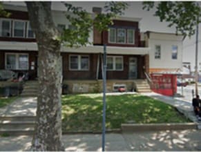 Building Photo - 5903 N Mascher St