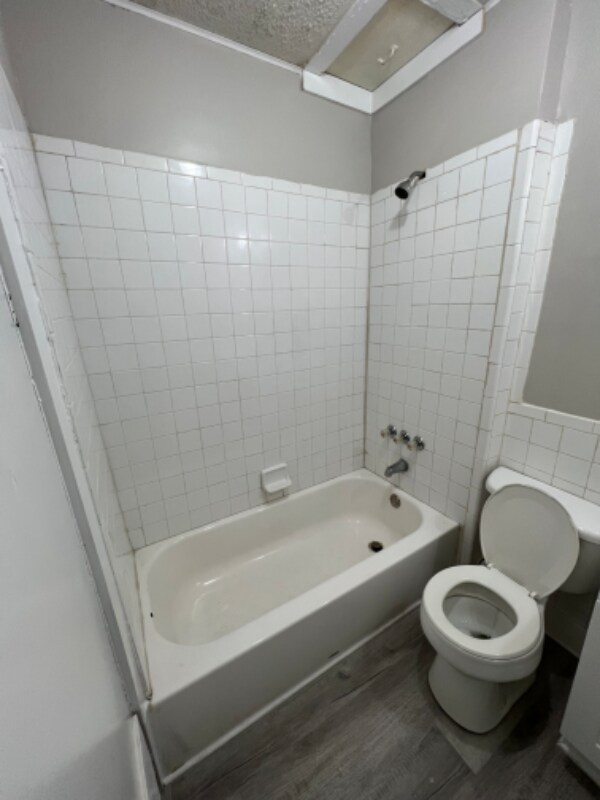 Foto del edificio - 1627 Lacy St