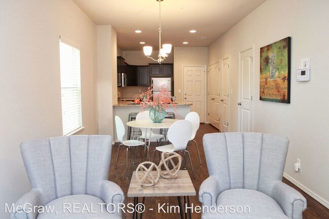 Foto del edificio - 5008 S Quaker Ave