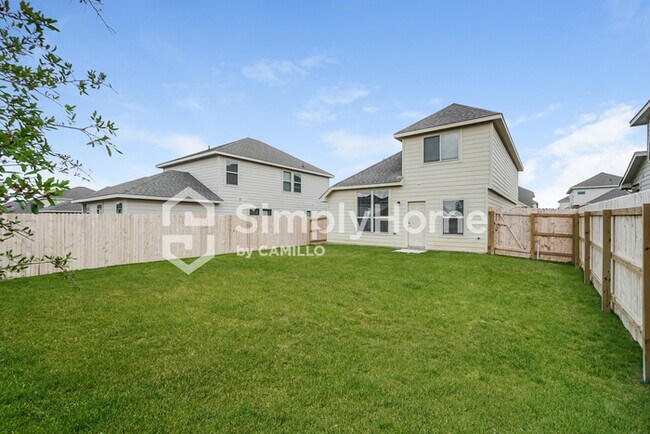 Building Photo - Applewhite Meadows - 2330 Applewhite Meado...