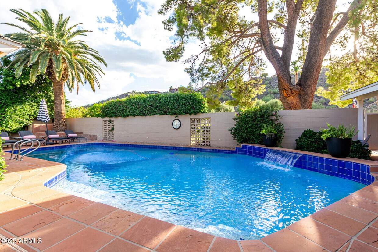 Foto principal - 14425 N Coral Gables Dr