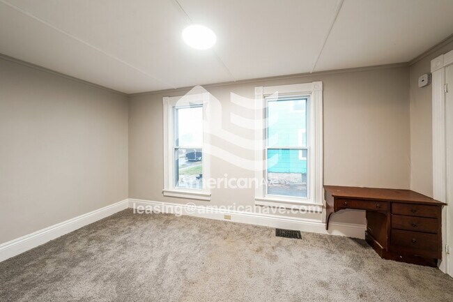 Foto del edificio - 104 Post Ave