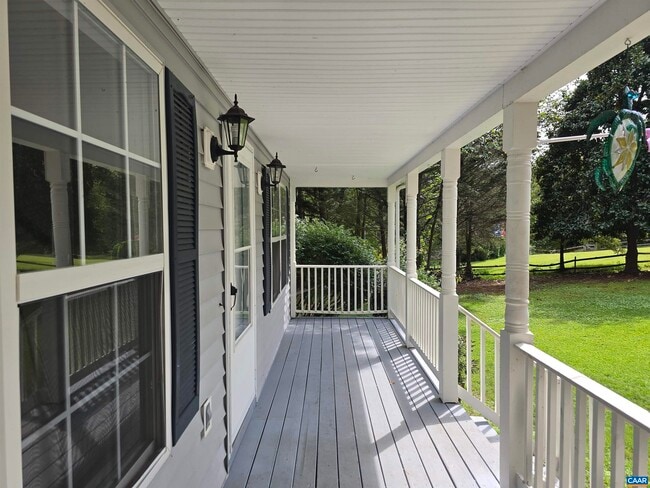 Foto del edificio - 259 Spring Oaks Ln