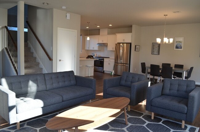 Building Photo - Shared Housing with A Modern Look