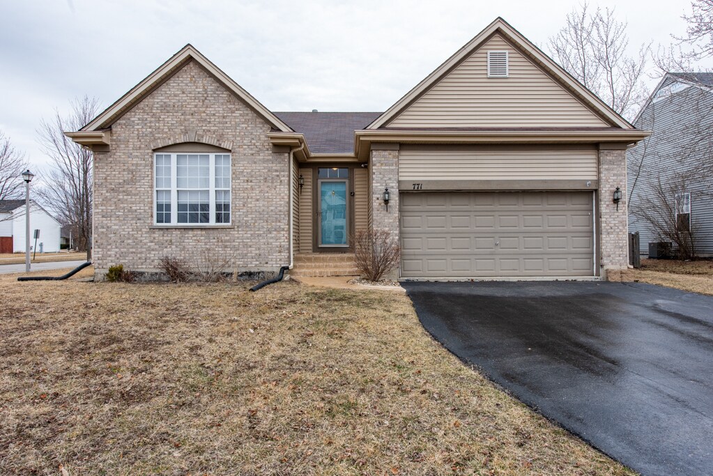 Foto principal - 771 Cameron Dr
