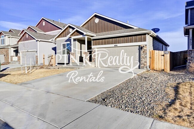 Foto del edificio - 10716 Ridgepole Dr