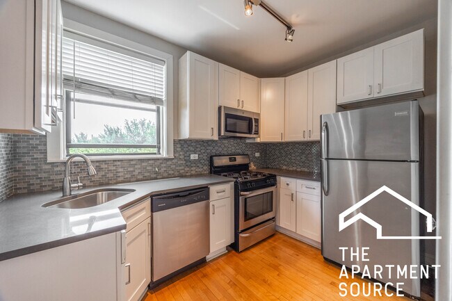 Foto del edificio - 2620 N Rockwell St