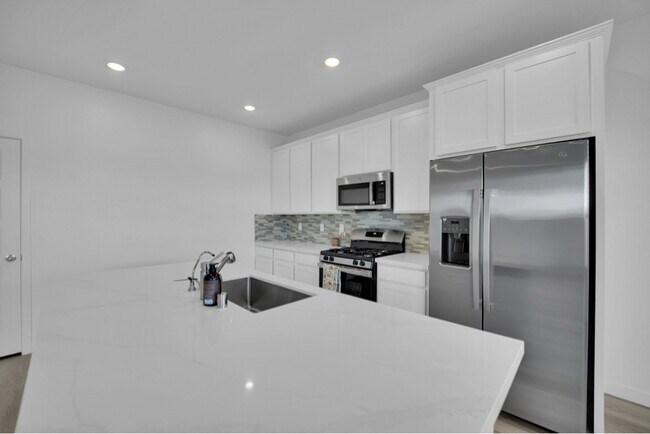 Foto del edificio - 4000 Richmar Butte Ave