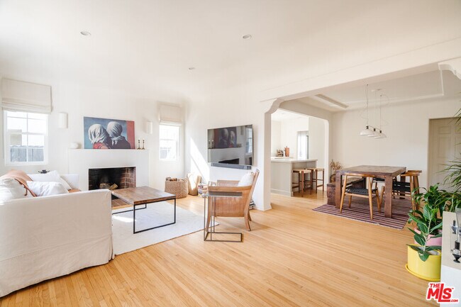 Foto del edificio - 1637 S Ridgeley Dr