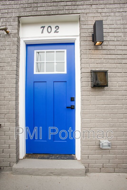 Foto del edificio - 702 19th St NE