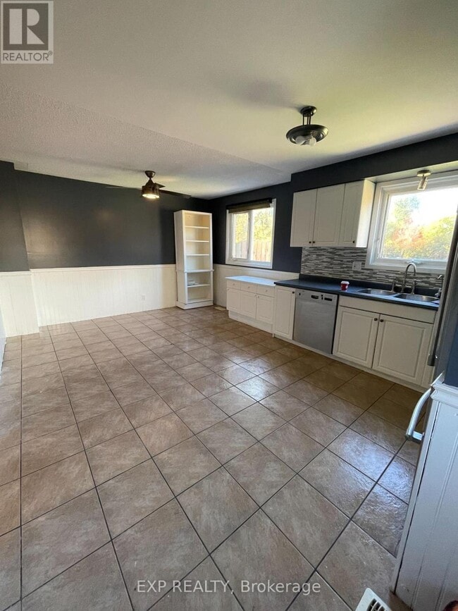 Building Photo - 1754 Culver Dr