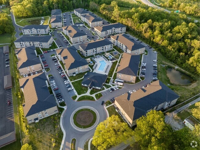 Building Photo - Lakeside Gardens