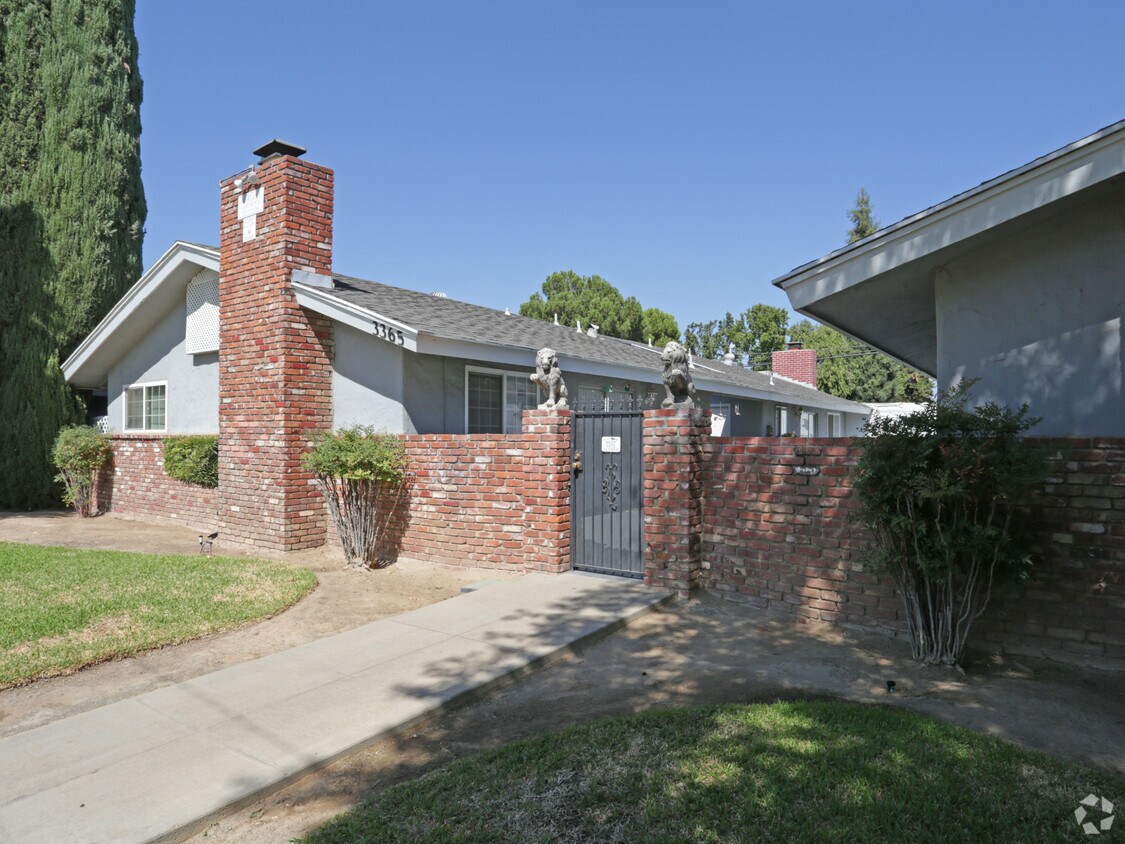 33573365 E Fairmont Ave, Fresno, CA 93726 Apartments in Fresno, CA