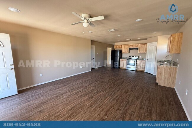 Foto del edificio - 3 Bedroom Home In Lubbock ISD!