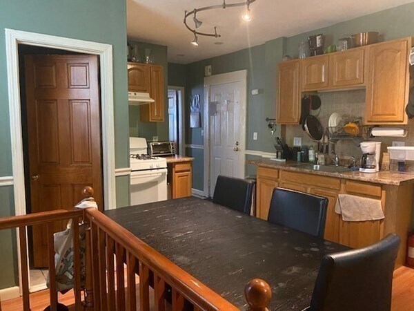 Foto del edificio - 6 Porter St